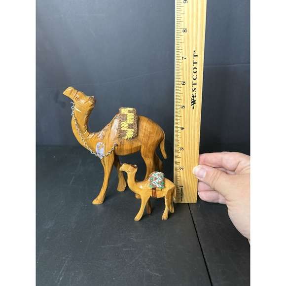 2 Vintage Hand Carved Olive Wood Wooden Camels Carving Figurine Sculpture - Picture 7 of 7